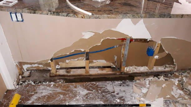 Best Emergency water damage restoration  in Oasis, CA